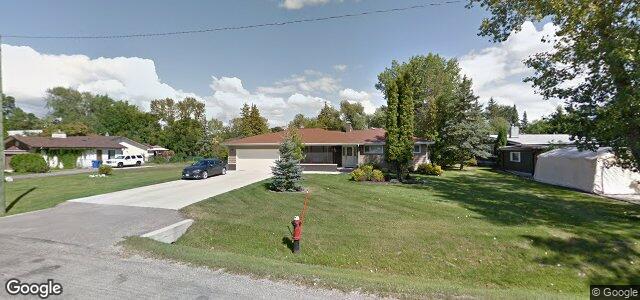 Larawan ng 17 Oakdale Drive sa Winnipeg, Manitoba