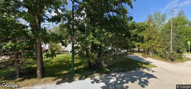 Larawan ng 4105 Roblin Boulevard sa Winnipeg, Manitoba