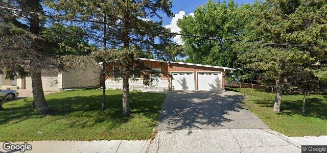 Larawan ng 4209 Roblin Boulevard sa Winnipeg, Manitoba