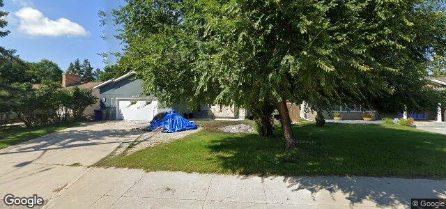 Larawan ng 4317 Roblin Boulevard sa Winnipeg, Manitoba