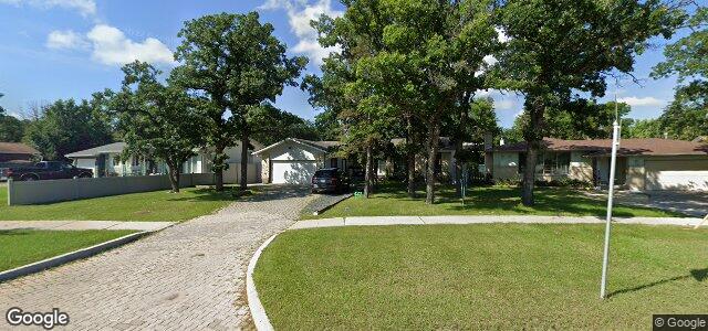 Larawan ng 4337 Roblin Boulevard sa Winnipeg, Manitoba