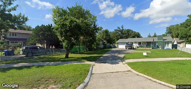 Larawan ng 4415 Roblin Boulevard sa Winnipeg, Manitoba