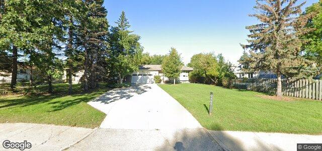 Larawan ng 4437 Roblin Boulevard sa Winnipeg, Manitoba