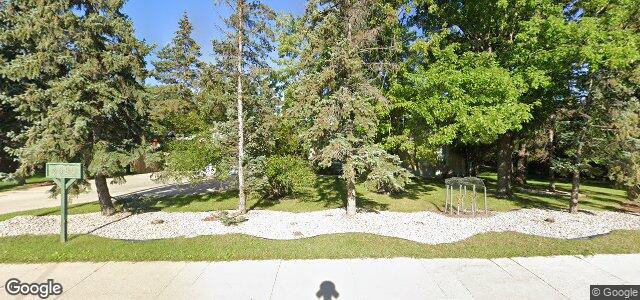 Larawan ng 4589 Roblin Boulevard sa Winnipeg, Manitoba