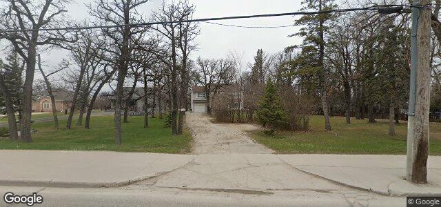 Larawan ng 4611 Roblin Boulevard sa Winnipeg, Manitoba