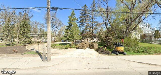 Larawan ng 4807 Roblin Boulevard sa Winnipeg, Manitoba