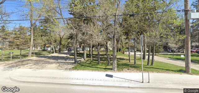 Photo of 4925 Roblin Boulevard in Winnipeg, Manitoba