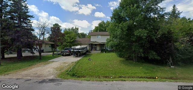 1024 Charleswood Road（加拿大曼尼托巴省溫尼伯市）房屋照片