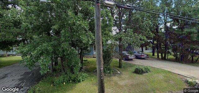 Larawan ng 1039 Charleswood Road sa Winnipeg, Manitoba