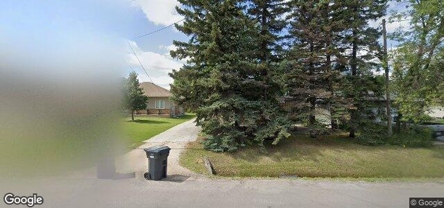 Larawan ng 1046 Charleswood Road sa Winnipeg, Manitoba