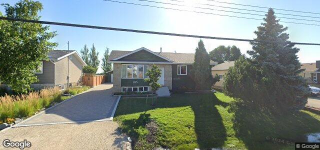 Larawan ng 1115 Charleswood Road sa Winnipeg, Manitoba