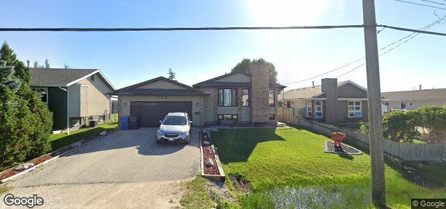 Larawan ng 1119 Charleswood Road sa Winnipeg, Manitoba