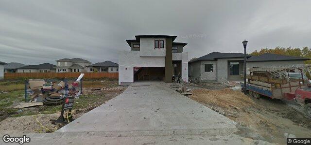 Photo of 131 Hofsted Drive in Winnipeg, Manitoba