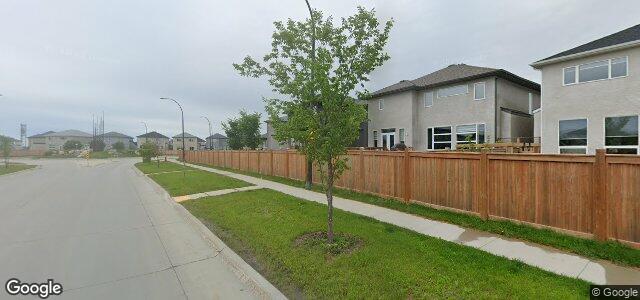 Larawan ng 15 Creemans Crescent sa Winnipeg, Manitoba