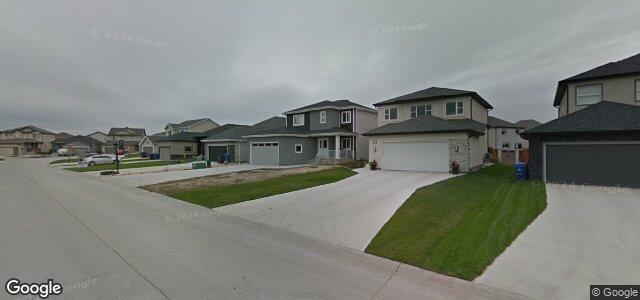 Larawan ng 15 Hofsted Drive sa Winnipeg, Manitoba