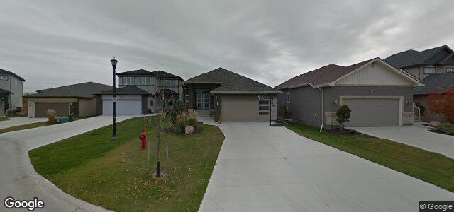 Larawan ng 52 Kelly Place sa Winnipeg, Manitoba