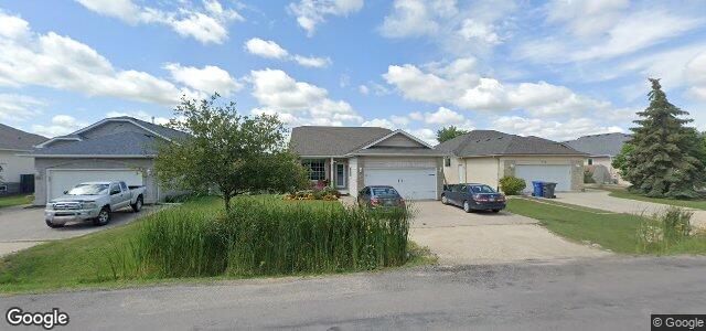 Larawan ng 980 Charleswood Road sa Winnipeg, Manitoba