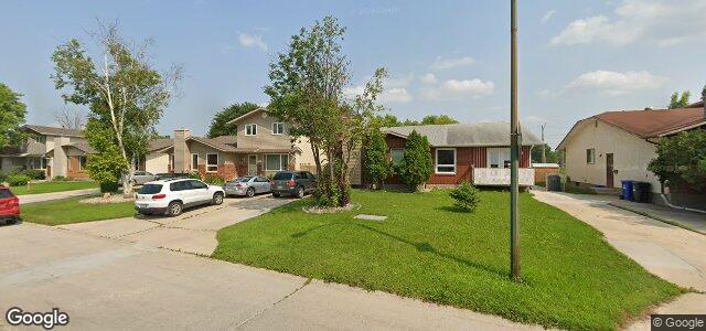 Photo of 10 Malcana Street in Winnipeg, Manitoba