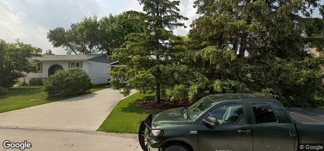 Larawan ng 10 Marcie Street sa Winnipeg, Manitoba