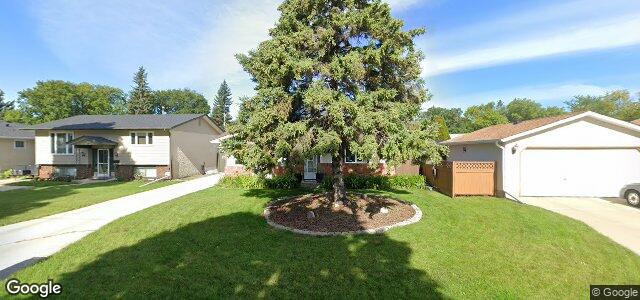 Larawan ng 11 Mornefortune Crescent sa Winnipeg, Manitoba