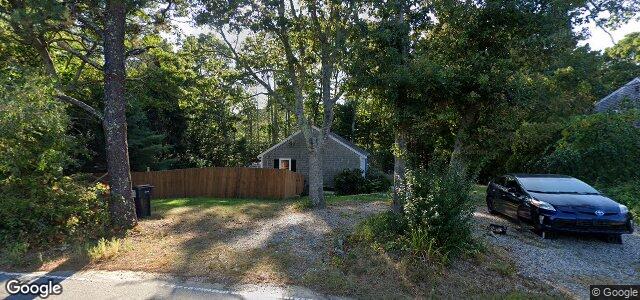 Larawan ng 112 Algonquin Avenue sa Winnipeg, Manitoba