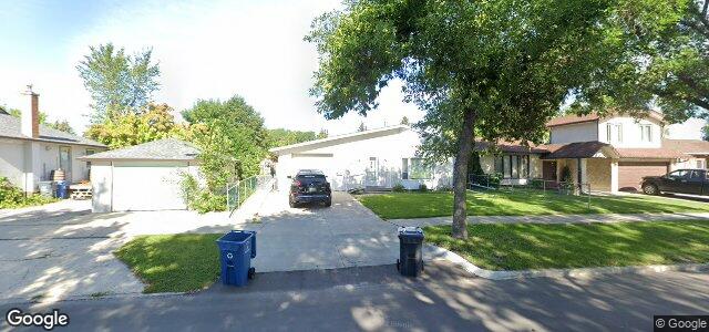 Larawan ng 115 Pentland Street sa Winnipeg, Manitoba