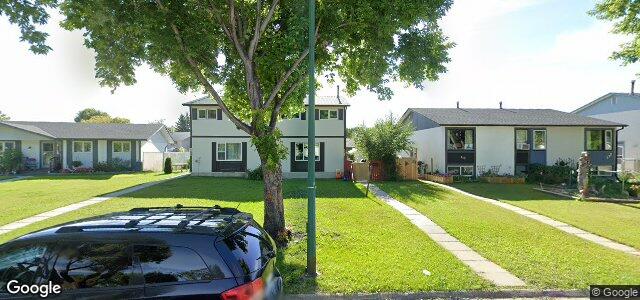 Larawan ng 131 Summerfield Way sa Winnipeg, Manitoba