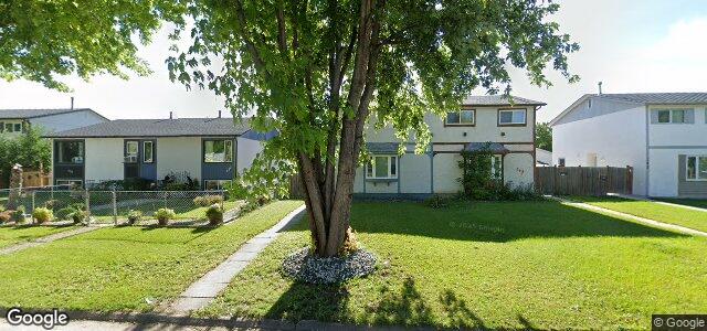 Larawan ng 141 Summerfield Way sa Winnipeg, Manitoba