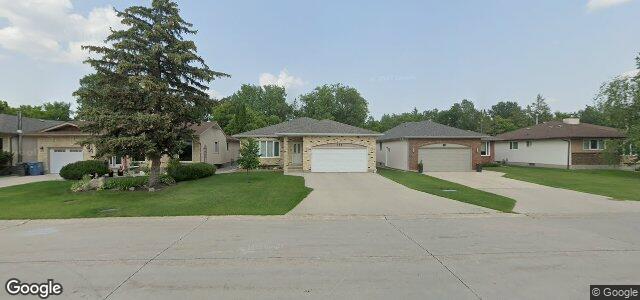 Larawan ng 144 Malcana Street sa Winnipeg, Manitoba