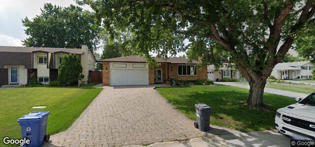 Larawan ng 15 Brunlea Key sa Winnipeg, Manitoba