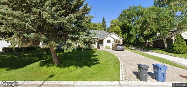 Larawan ng 15 Stoneham Crescent sa Winnipeg, Manitoba