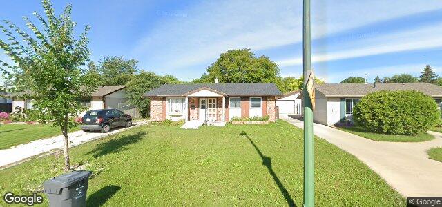 Larawan ng 15 Tranquility Cove sa Winnipeg, Manitoba