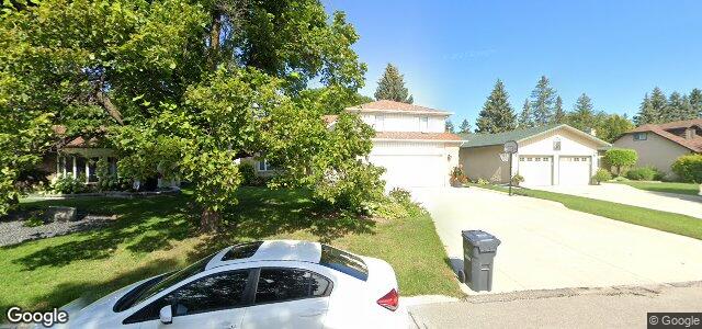 15 Wiebe'S Drive（加拿大曼尼托巴省温尼伯市）房屋照片