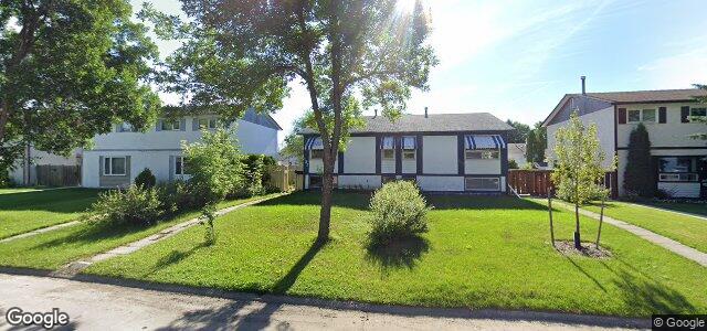 Larawan ng 153 Summerfield Way sa Winnipeg, Manitoba