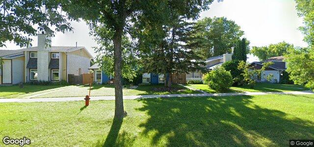 Larawan ng 1593 Rothesay Street sa Winnipeg, Manitoba