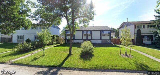 Larawan ng 1604 Rothesay Street sa Winnipeg, Manitoba