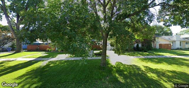 Larawan ng 1631 Rothesay Street sa Winnipeg, Manitoba