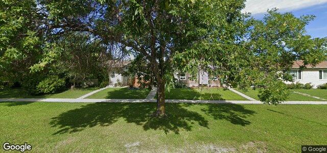 Larawan ng 1666 Rothesay Street sa Winnipeg, Manitoba