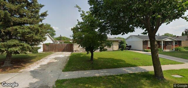 Larawan ng 18 Cranlea Path sa Winnipeg, Manitoba