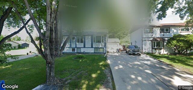 Larawan ng 180 Summerfield Way sa Winnipeg, Manitoba