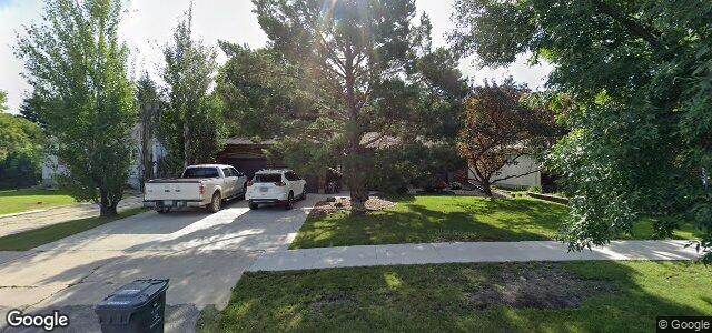 Larawan ng 1905 Rothesay Street sa Winnipeg, Manitoba