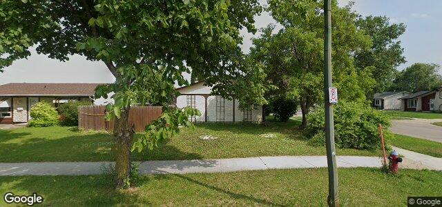 Larawan ng 2 Cranlea Path sa Winnipeg, Manitoba