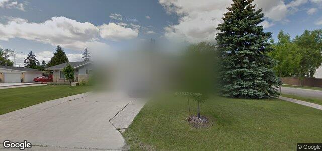 Larawan ng 2 Heidelberg Bay sa Winnipeg, Manitoba