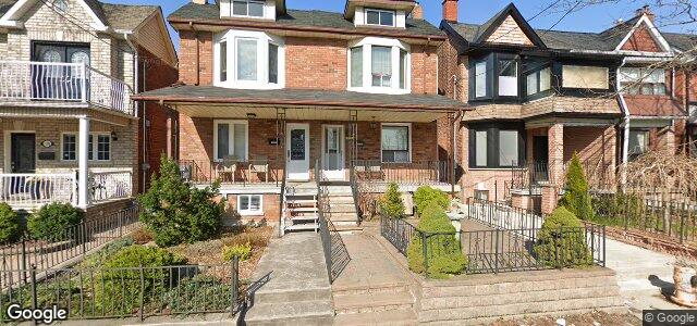 Larawan ng 200 Emerson Avenue sa Winnipeg, Manitoba