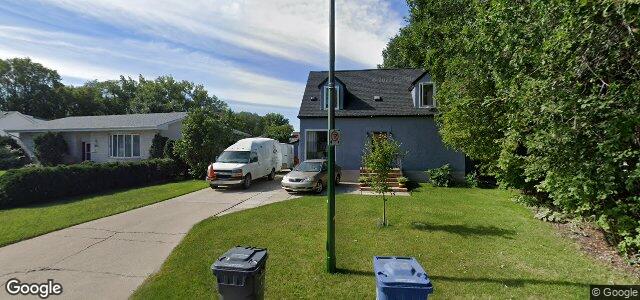 Larawan ng 200 Knowles Avenue sa Winnipeg, Manitoba