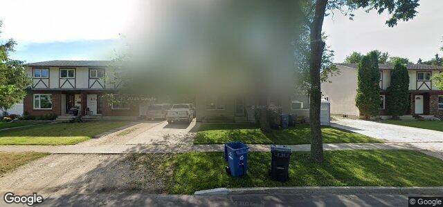 Larawan ng 200 Pentland Street sa Winnipeg, Manitoba