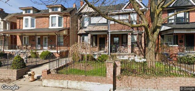 Larawan ng 202 Emerson Avenue sa Winnipeg, Manitoba