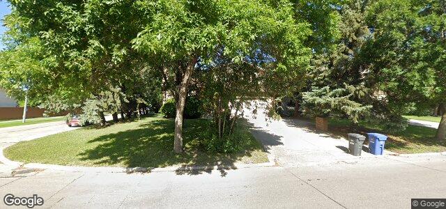 Larawan ng 2044 Rothesay Street sa Winnipeg, Manitoba