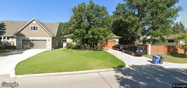 Larawan ng 2052 Rothesay Street sa Winnipeg, Manitoba