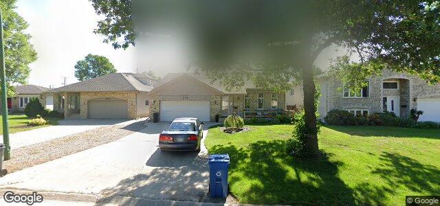 Photo of 206 Leatherwood Cove in Winnipeg, Manitoba